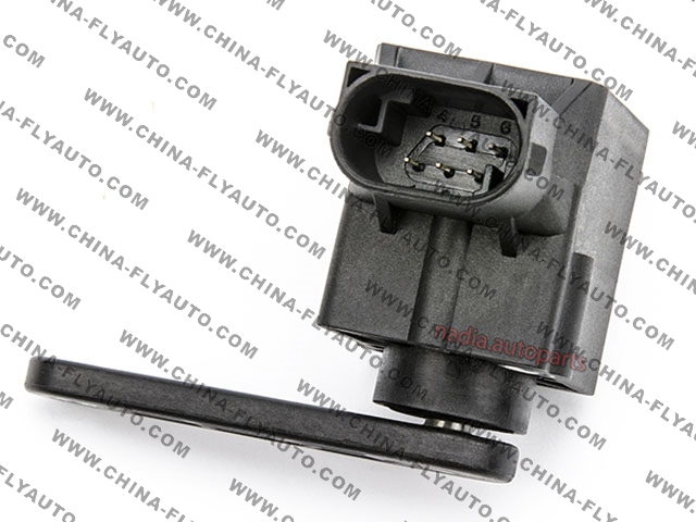 6779447<br>Sensor,Fly auto parts